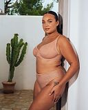 Smoothie Lace Moulded Bra And Brazilian Brief Latte