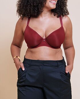 Smoothie Spacer T-Shirt Plunge Bra Deep Red